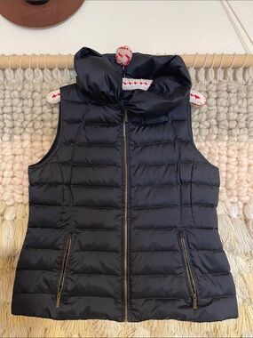 Land's End Navy Blue Turtleneck Puffer Vest M/P